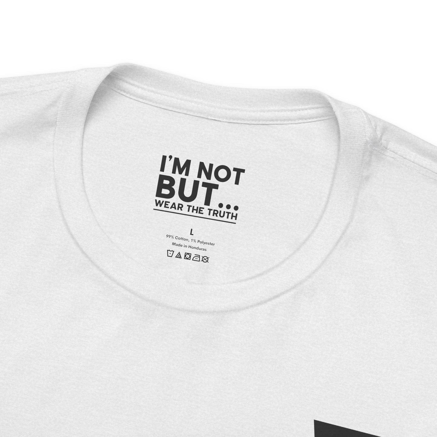 "I'm Not Single, But... Selective!" - T-shirt Unissexo Clássico