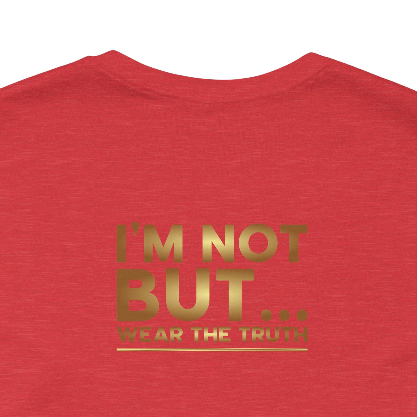 "I'm Not Antisocial, But Selectively Social!" - T-shirt Unissexo Clássico