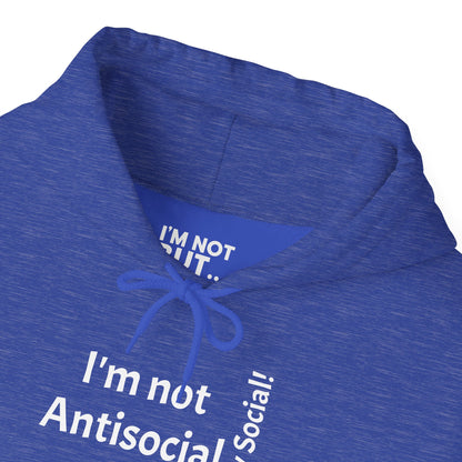 "I'm Not Antisocial, But... Selectively Social!" - Sweatshirt Unissexo Heavy Blend™ com Capuz