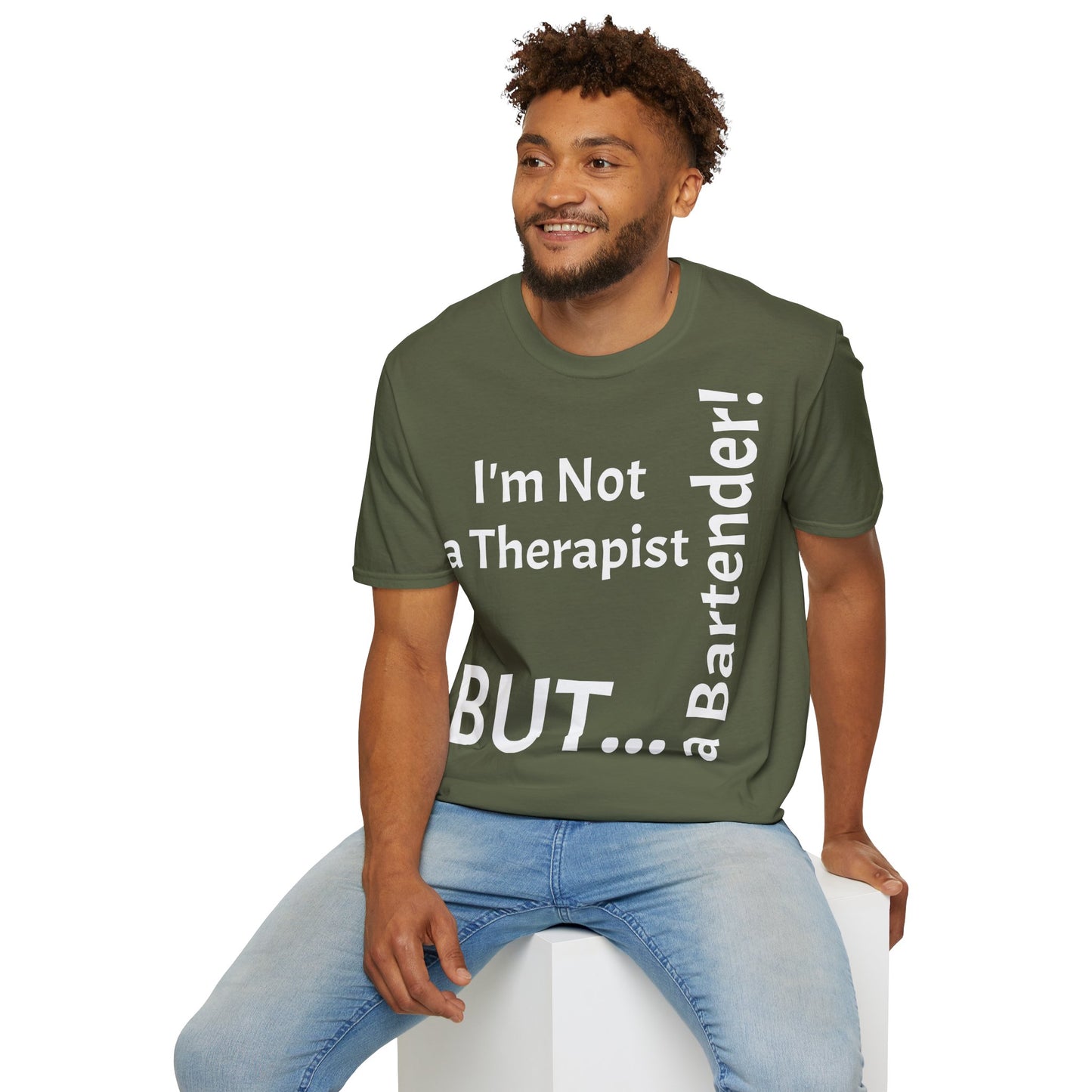 "I'm Not a Therapist, But a Bartender!" - T-Shirt Unissexo de Algodão Suave