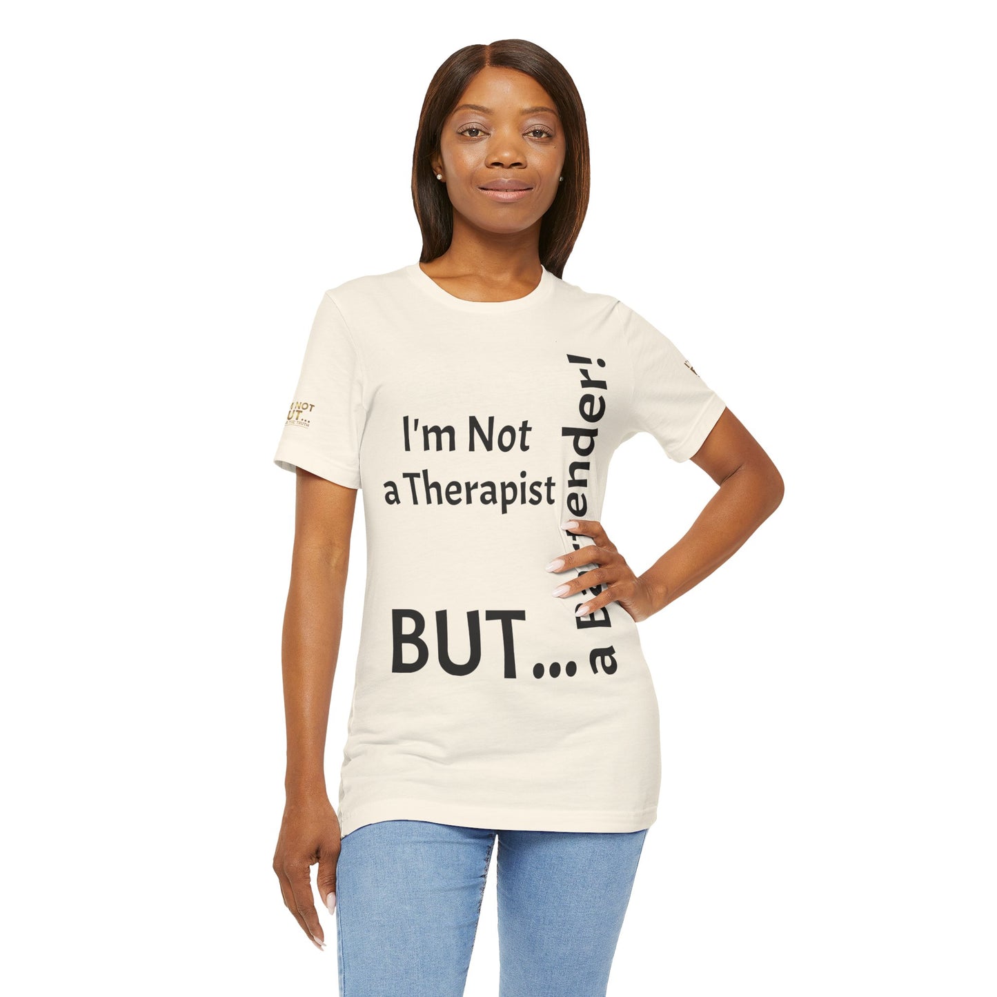 "I'm Not a Therapist, But a Bartender!" - T-shirt Unissexo Clássico