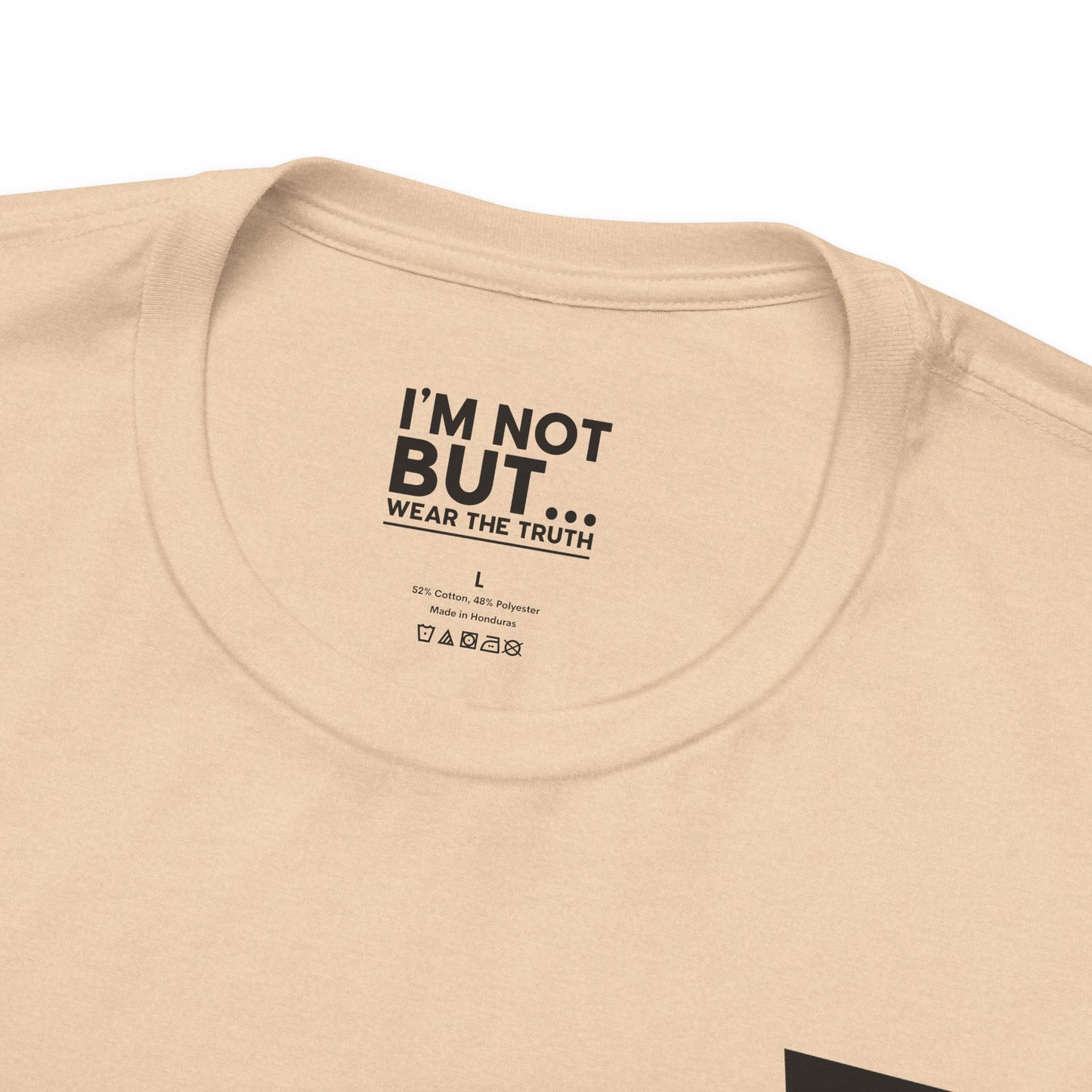 "I'm Not Single, But... Selective!" - T-shirt Unissexo Clássico