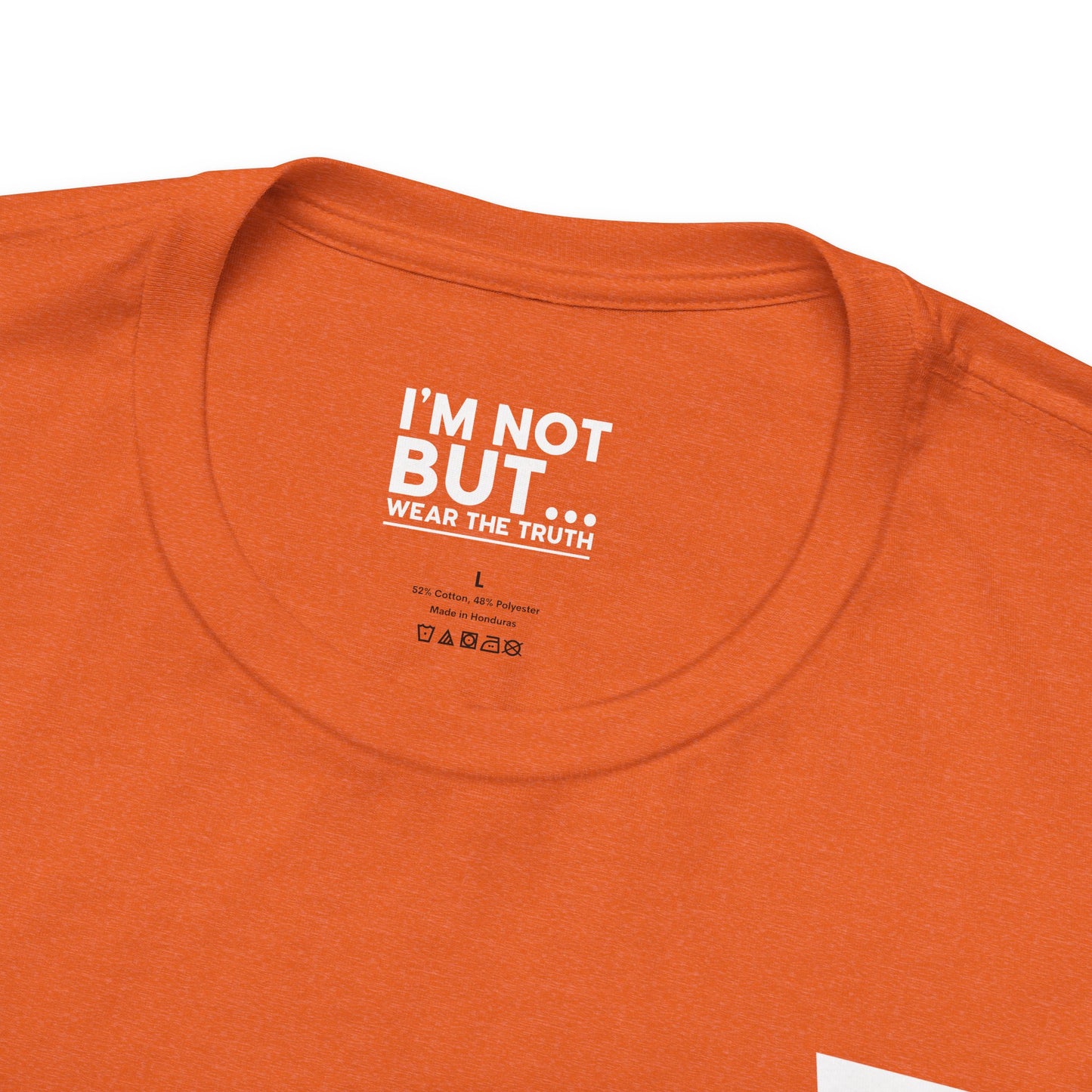 "I'm Not Single, But... Selective!" - T-shirt Unissexo Clássico