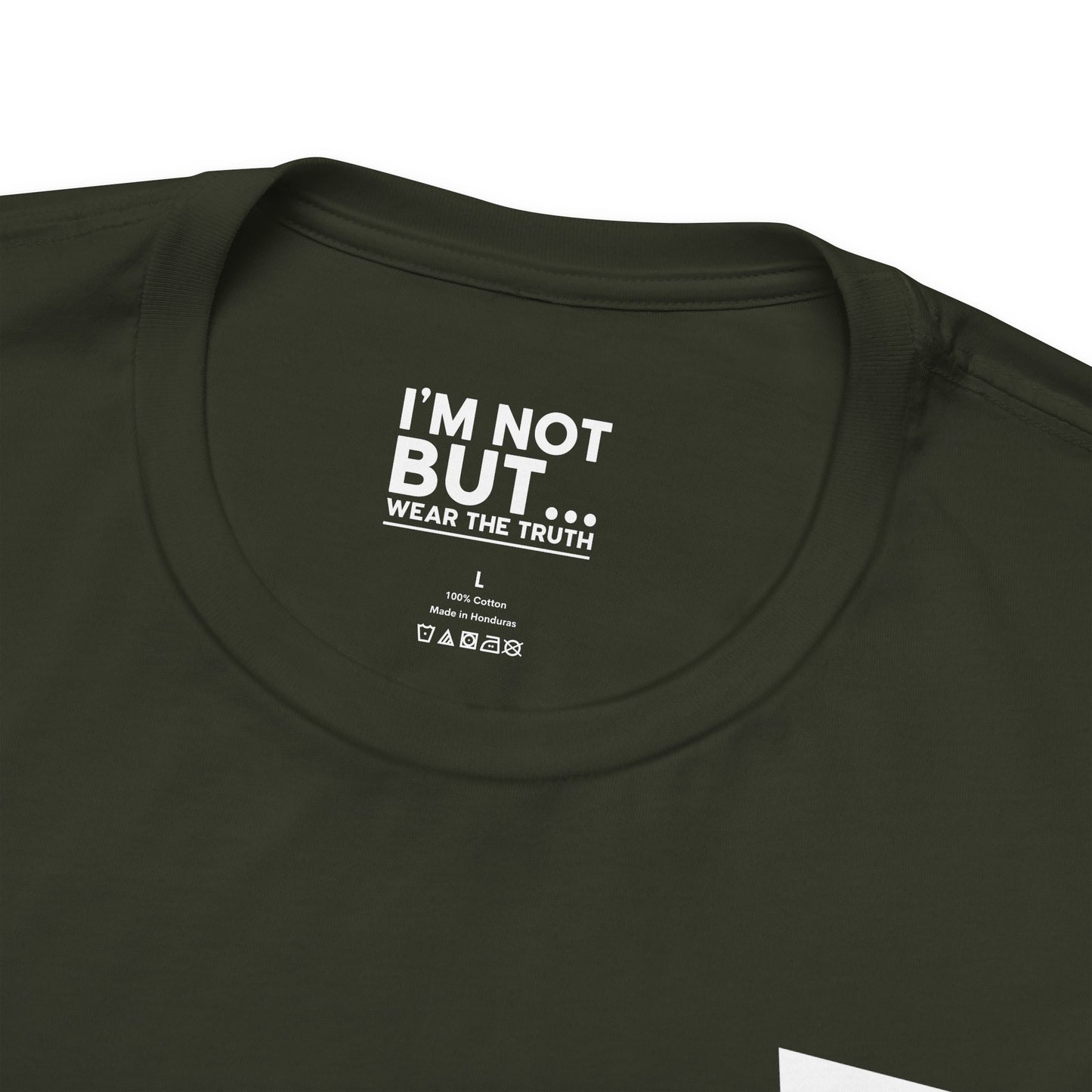 "I'm Not Working, But... Surviving!"  - T-shirt Unissexo Clássico