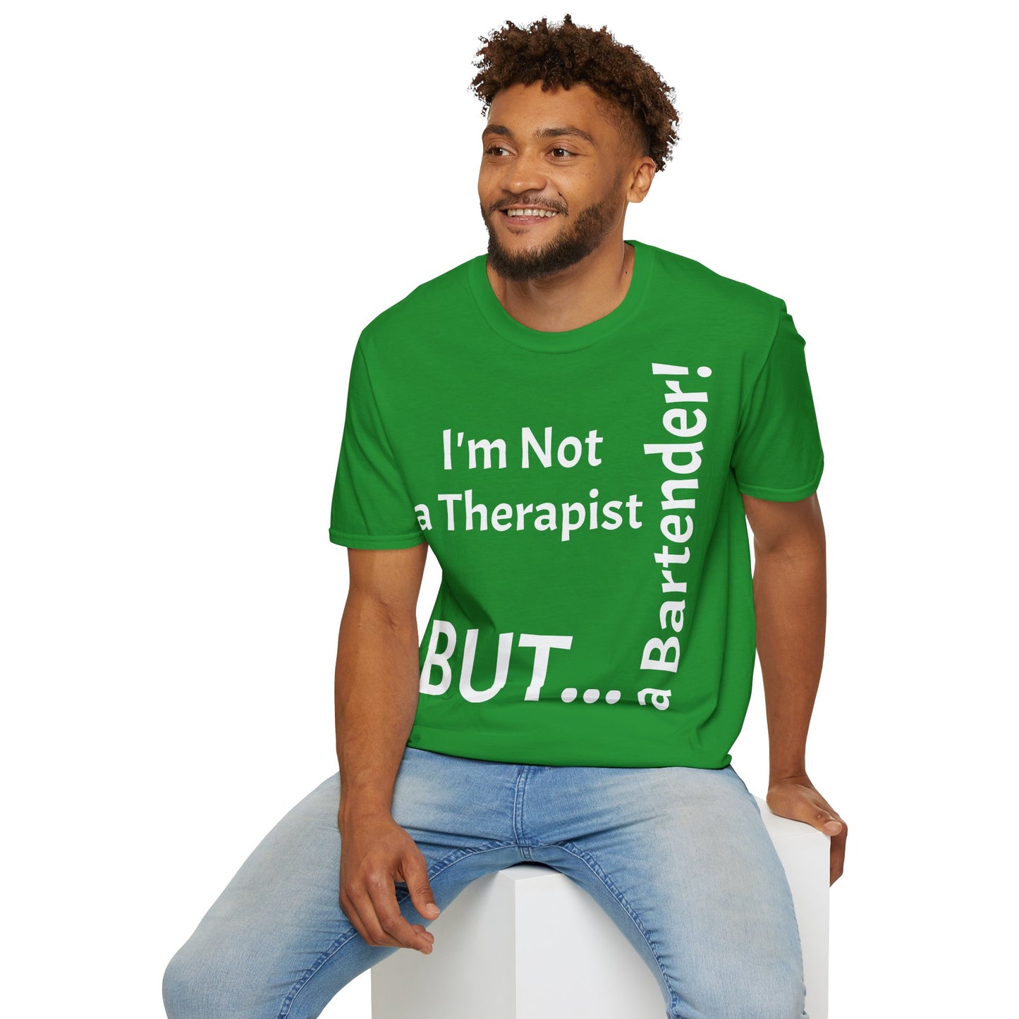 "I'm Not a Therapist, But a Bartender!" - T-Shirt Unissexo de Algodão Suave